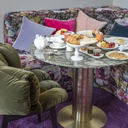 Yndo Hotel-2